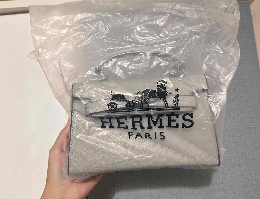 Túi xách Hermes Nữ Da cao cấp. Mua bán Túi xách tại Thành phố Cao Lãnh Đồng Tháp được đăng bởi Dương Vy hình 1