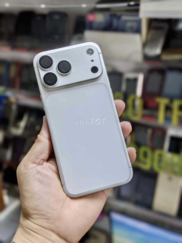 Apple iPhone 17 Pro Max 256GB Bạc Mỹ Đã sử dụng. Mua bán Điện thoại tại Thành phố Biên Hòa Đồng Nai được đăng bởi Cao Trí STMobile hình 1