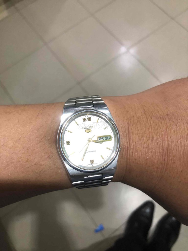 Đồng hồ Seiko 5 Automatic Kim loại Bạc. Mua bán Đồng hồ tại Thành phố Cao Lãnh Đồng Tháp được đăng bởi Toàn Em hình 1