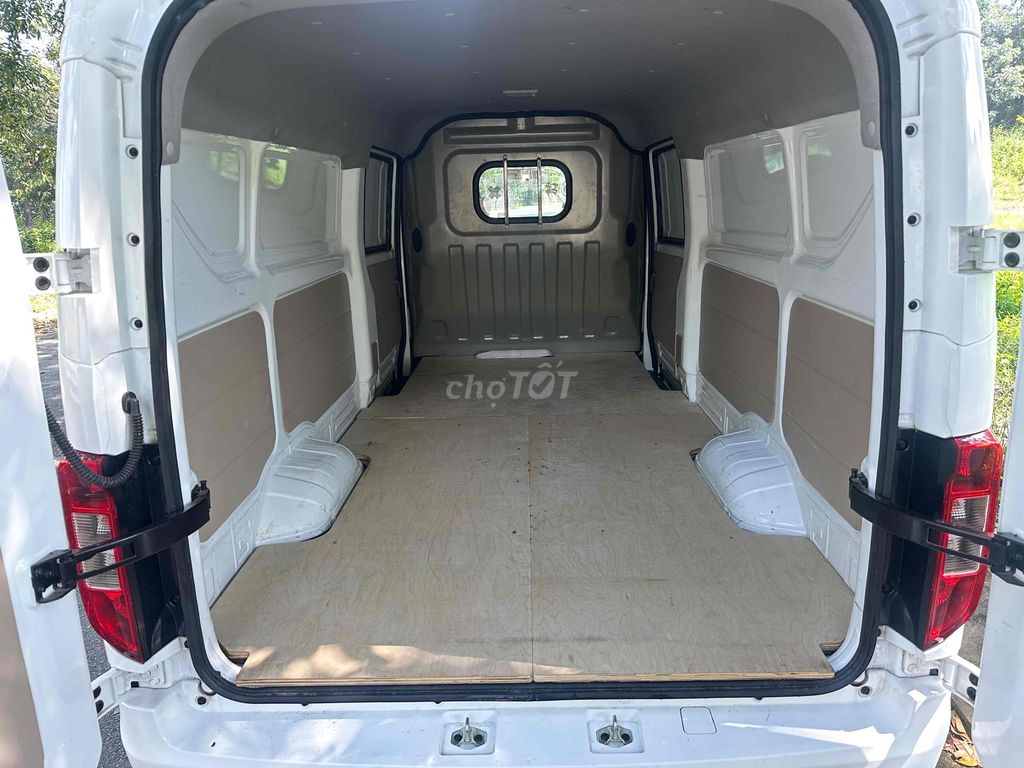 2025 - 5400km. Mua bán Ô tô tại Thành phố Dĩ An Bình Dương được đăng bởi ADC Furniture hình 4