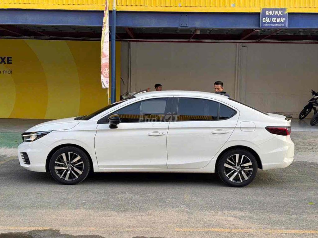 Honda City 2022 RS - xe gia đình chất. Mua bán Ô tô tại Quận Tân Phú Tp Hồ Chí Minh được đăng bởi Nguyễn Tân Xe Lướt  hình 5