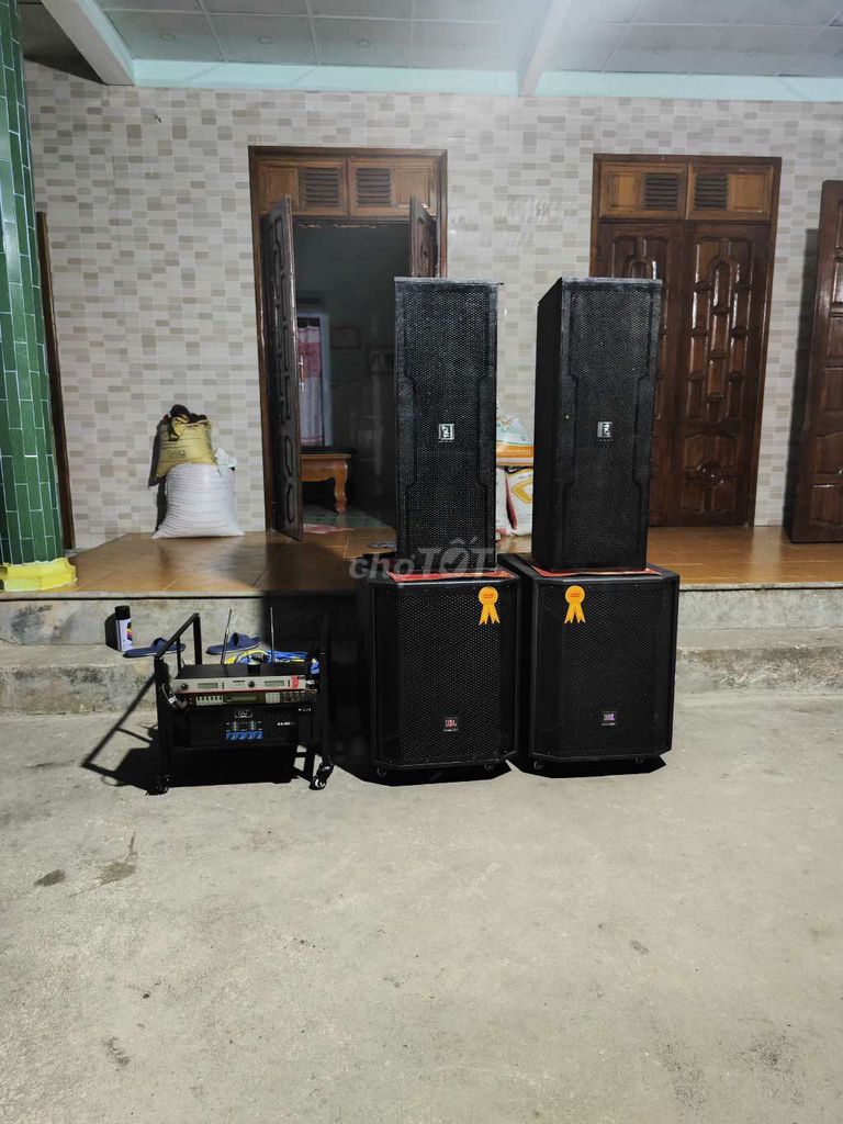 Dàn âm thanh JBL Đen đã dùng. Mua bán Tivi, Âm thanh tại Huyện Tiên Phước Quảng Nam được đăng bởi bon hình 1