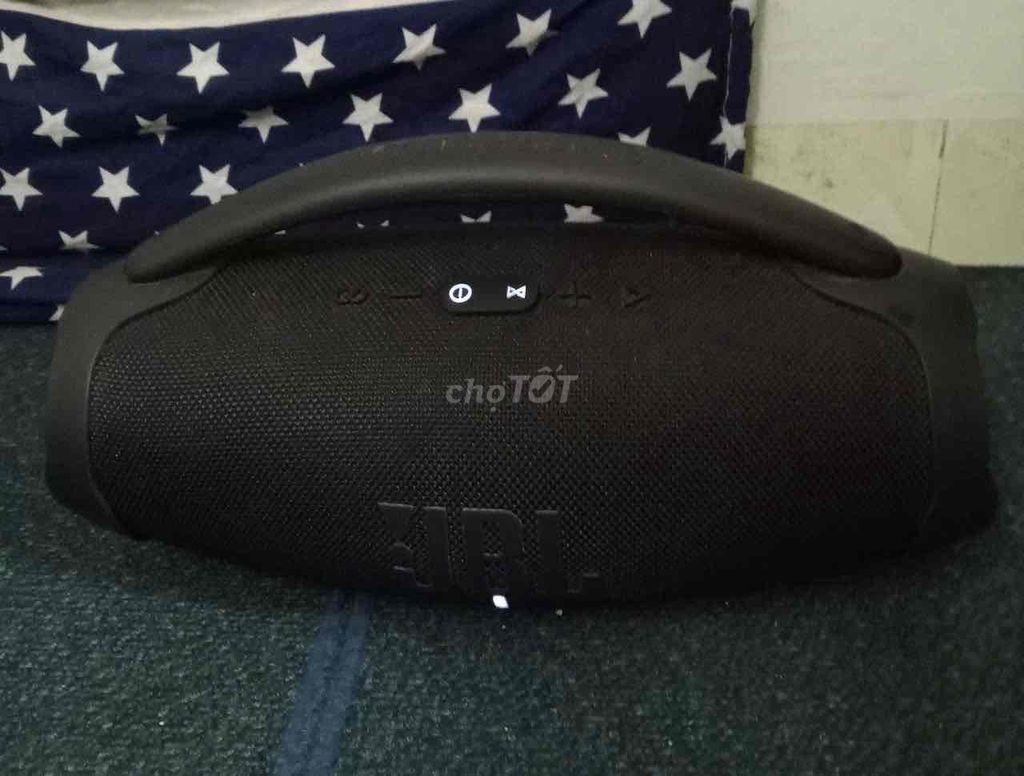 Loa di động cách tay JBL Boombox. Mua bán Tivi, Âm thanh tại Quận Nam Từ Liêm Hà Nội được đăng bởi Tuan Tran hình 1