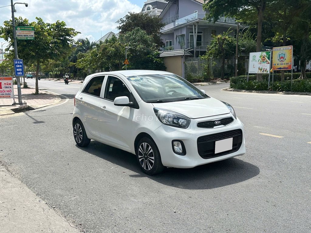 Kia Morning 2019 số sàn nhỏ gọn tiết kiệm. Mua bán Ô tô tại Quận 12 Tp Hồ Chí Minh được đăng bởi Hoàng 031 hình 2