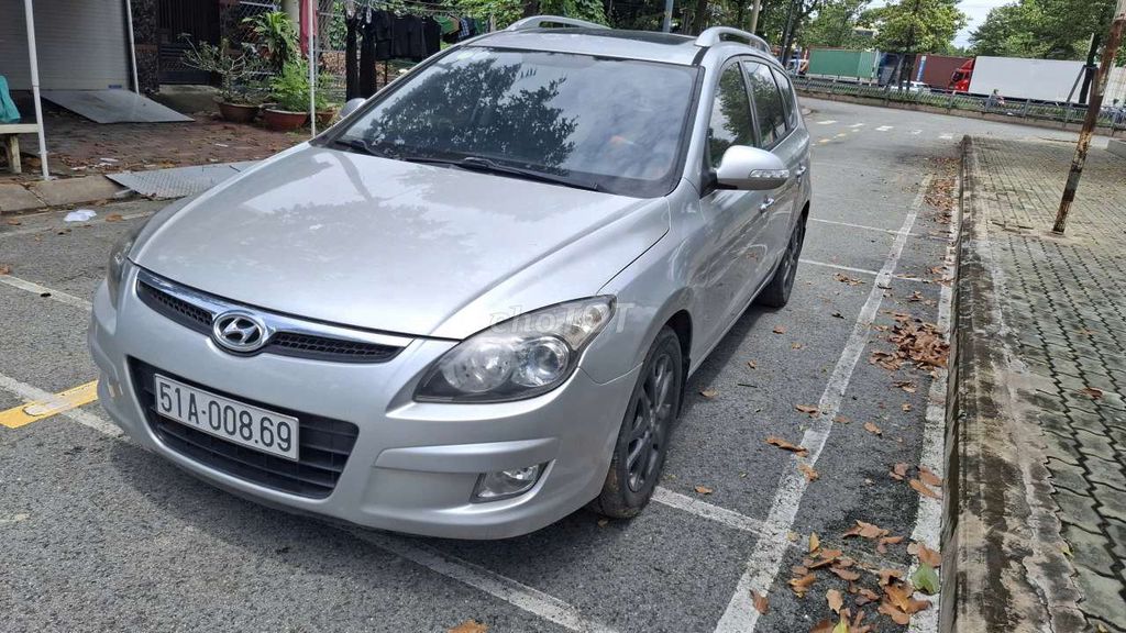 Hyundai i30 số tự động nhập hàn. Mua bán Ô tô tại Thành phố Thủ Dầu Một Bình Dương được đăng bởi Tuệ An hình 2