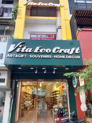 TUYỂN NỮ BÁN HÀNG BIẾT TIẾNG ANH
