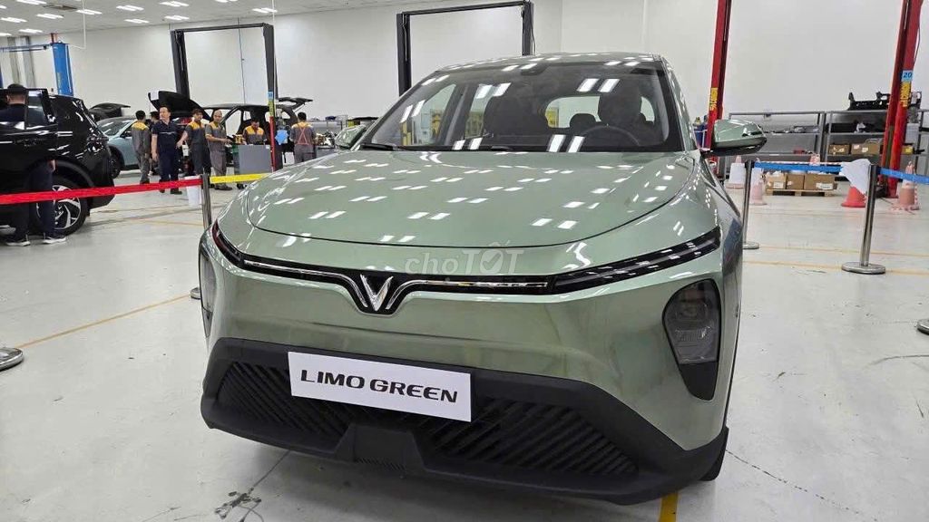 VinFast Limo Green 2025 - ĐỔI XE XĂNG SANG XE ĐIỆN. Mua bán Ô tô tại Quận Đống Đa Hà Nội được đăng bởi Kim Ngọc Vinfast Newway hình 1
