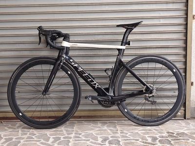 Xe đạp đua full carbon. Mua bán Xe đạp tại Thành phố Biên Hòa Đồng Nai được đăng bởi Linh Le