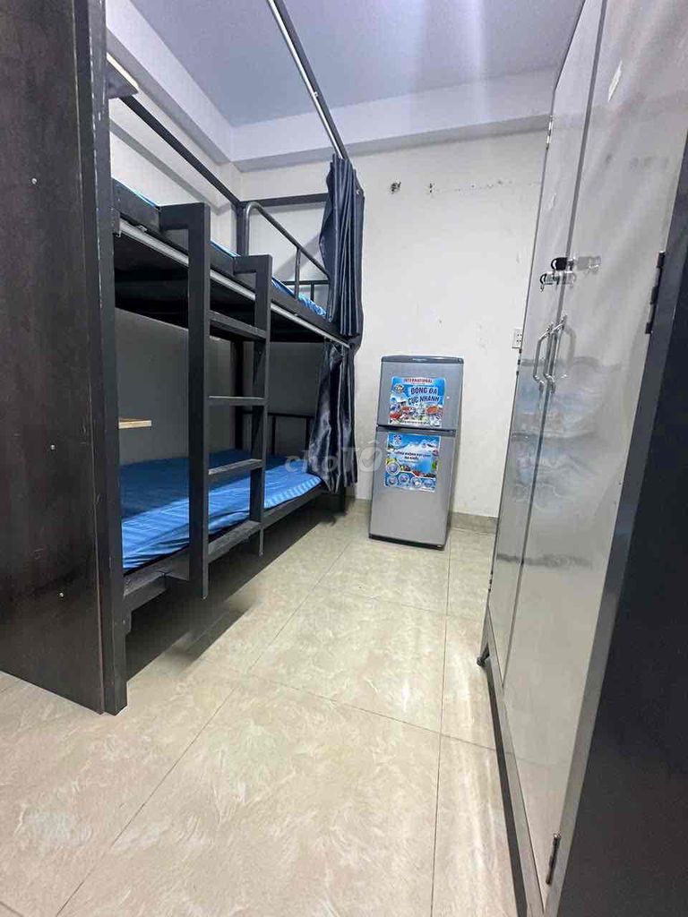 ký túc xá ngay trường kinh tế đối ngoại cơ sở D