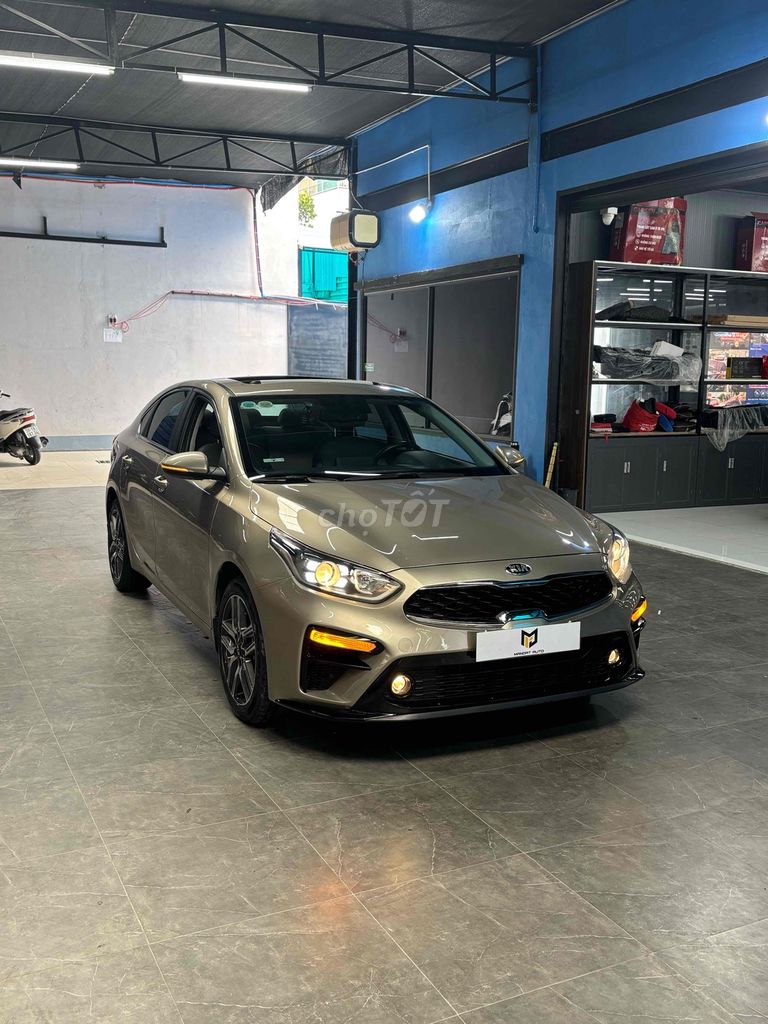 Kia Cerato 2019 1.6 AT Luxury - 21000 km. Mua bán Ô tô tại Huyện Hóc Môn Tp Hồ Chí Minh được đăng bởi Nguyễn Hảo Trung hình 1