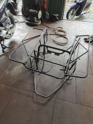 Giá chở hàng xe máy. Mua bán Phụ tùng xe tại Huyện Gia Lâm Hà Nội được đăng bởi Nguyễn Hải