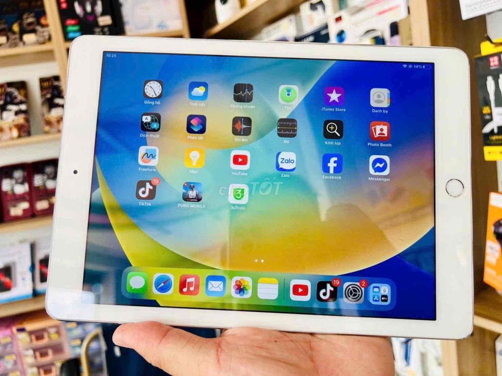 Apple iPad Pro 9.7 inch Bạc 4G. Mua bán Máy tính bảng tại Thành phố Sa Đéc Đồng Tháp được đăng bởi Huyền Trân hình 1