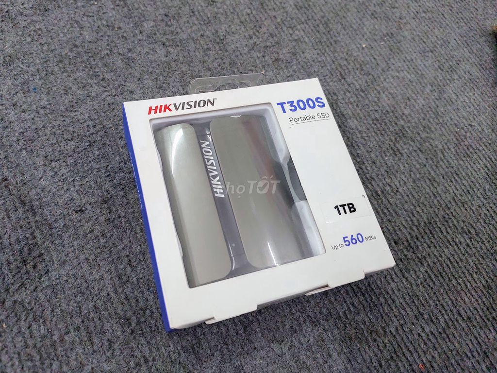 Ổ cứng di động SSD 1Tb Hikvision T300S, 0 giờ chạy