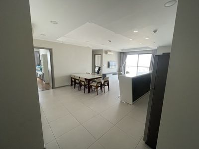 Cho thuê căn hộ cao cấp Gold View 2PN 2WC Full nội thất view Q1