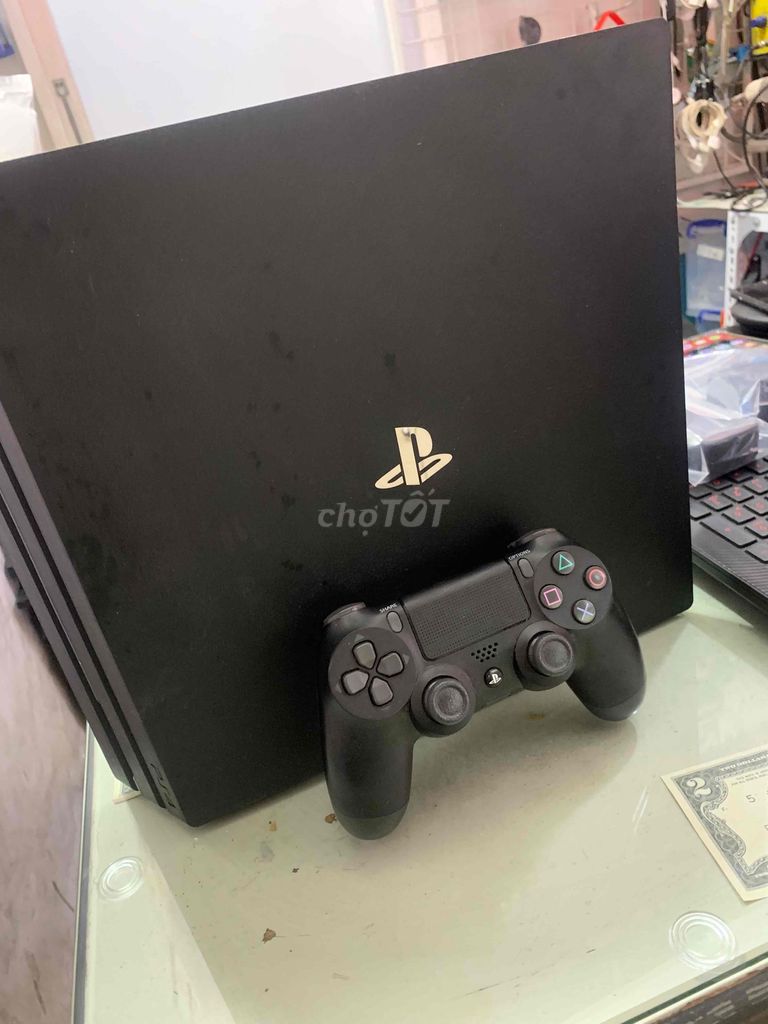 Ps4 pro đời mới nhất 7218b , kèm đĩa fifa 2019