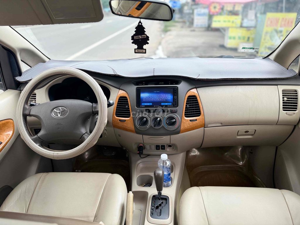 Cần bán Innova 2008 bản V số tự động xe gia đình. Mua bán Ô tô tại Thị xã Bến Cát Bình Dương được đăng bởi Xe Máy Thành Vinh hình 9