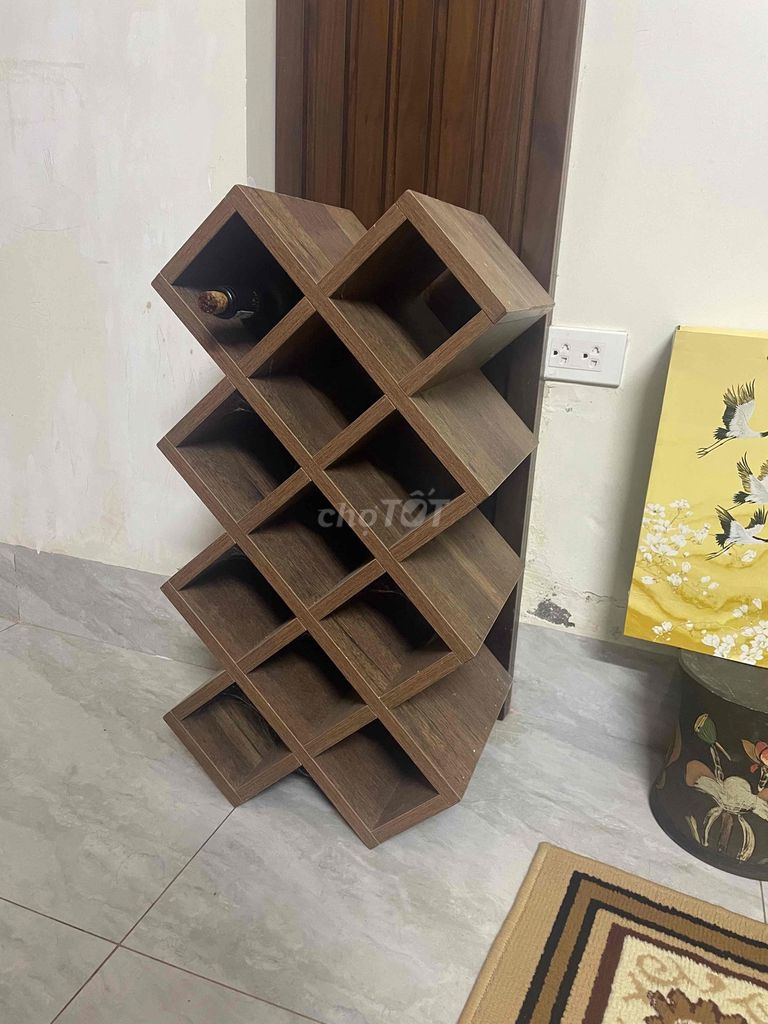 Kệ rượu Gỗ MDF Nâu đã dùng. Mua bán Tủ, kệ gia đình tại Quận Ba Đình Hà Nội được đăng bởi Cường Nguyễn hình 1