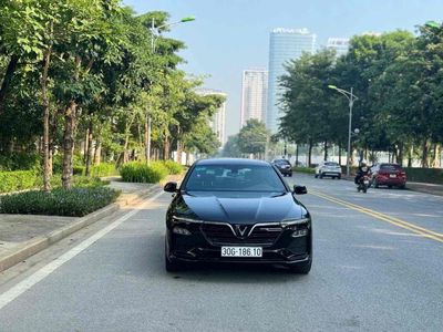 VinFast Lux A2.0 2019 2.0 AT - 30000 km. Mua bán Ô tô tại Quận Cầu Giấy Hà Nội được đăng bởi MYCAR EV