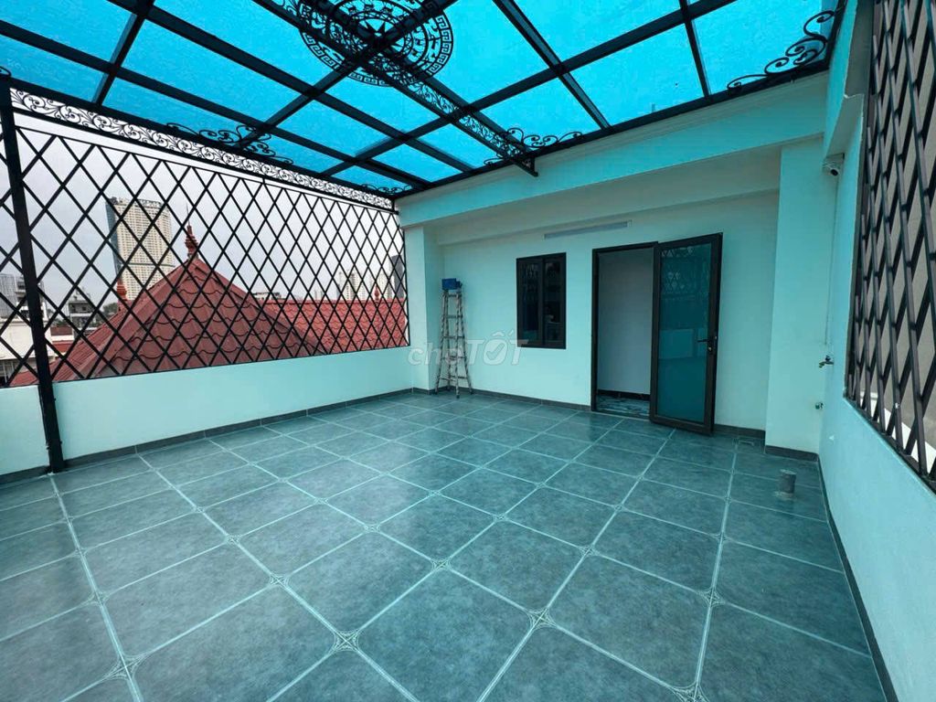 BÁN NHÀ 4T LƯƠNG THẾ VINH, THANH XUÂN- MT RỘNG, VP, TT	NGOẠI NGỮ. Mua bán nhà ở tại Quận Thanh Xuân Hà Nội được đăng bởi Hangdato hình 3