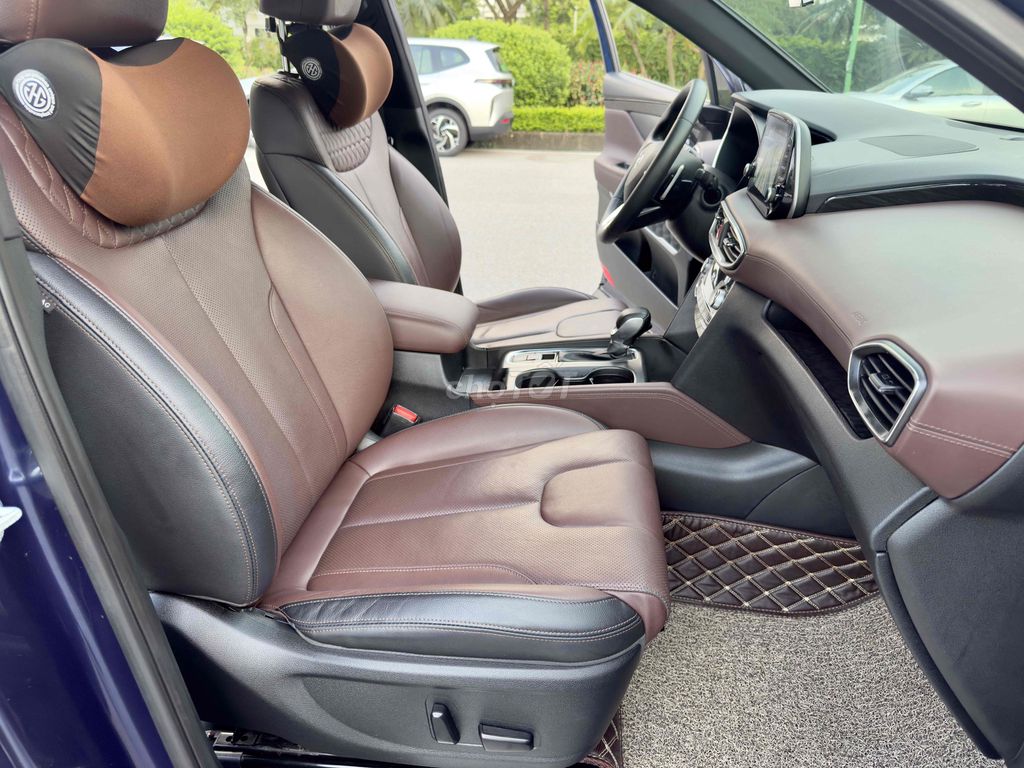 Hyundai SantaFe  2.2L Dầu Premium 2020. Mua bán Ô tô tại Quận Long Biên Hà Nội được đăng bởi Tạ Dũng hình 10