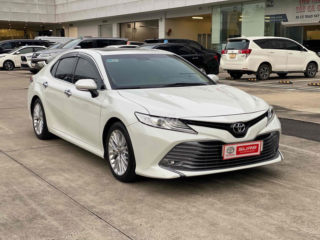 Toyota Camry 2021 2.5Q - 63000 km VAT 100%. Mua bán Ô tô tại Quận Bình Thạnh Tp Hồ Chí Minh được đăng bởi Toyota Sure hình 1