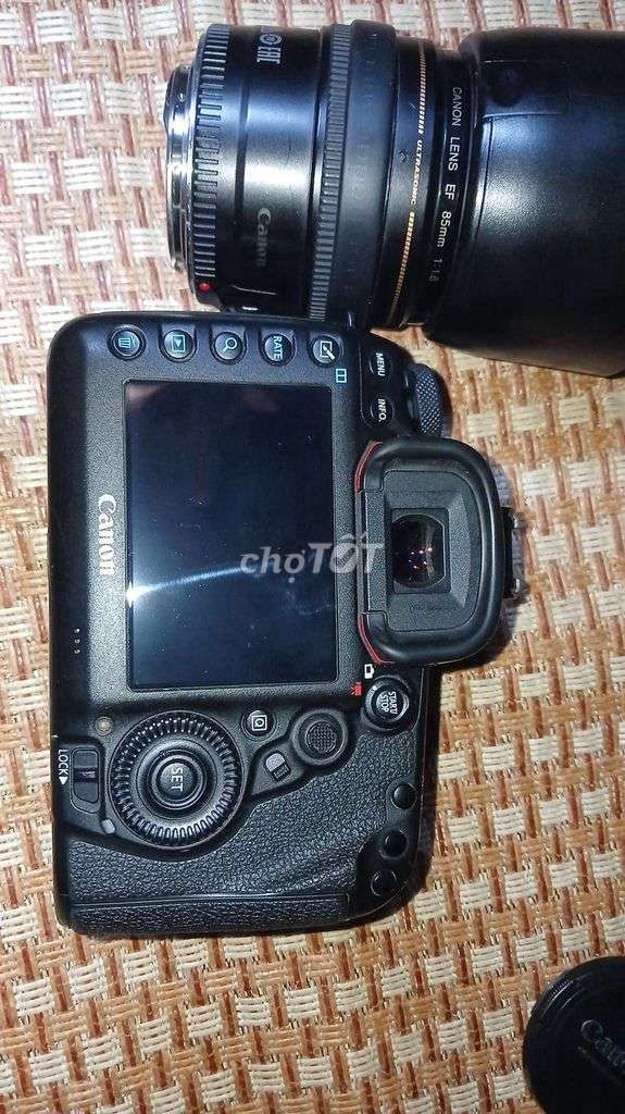 Máy ảnh Canon EOS 5D Mark IV Đen 95%. Mua bán Máy ảnh, Máy quay tại Huyện Gia Lâm Hà Nội được đăng bởi Đức Cường hình 1