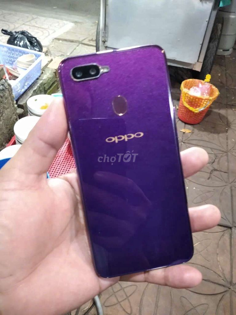 F9 máy đẹp oppo