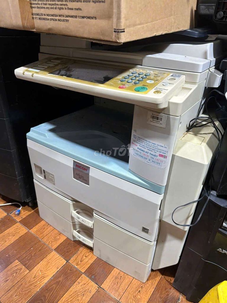 Máy photocopy Ricoh Aficio MP 2000 Trắng Xanh cũ. Mua bán Đồ dùng văn phòng tại Quận Gò Vấp Tp Hồ Chí Minh được đăng bởi Thanh Lý Đồ Cũ 30 hình 1