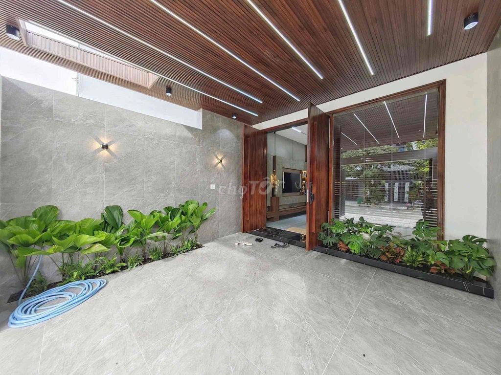 Новый дом с четырьмя спальнями на Thanh Lương — фото 9