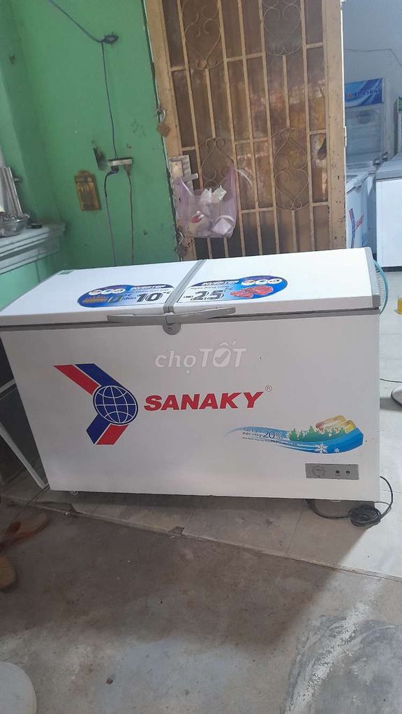 Bán tủ đông suốt Sanaky 400 lít rất đẹp xài ok