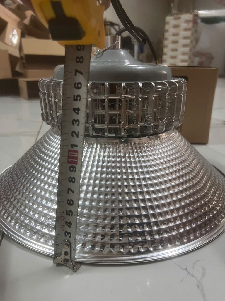 Đèn pha nhà xưởng 100w 150w 200w 300w giá từ 195k. Mua bán Đèn tại Huyện Hóc Môn Tp Hồ Chí Minh được đăng bởi usled group hình 1