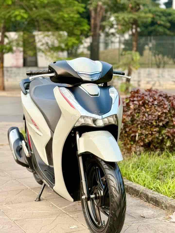 SH150 ABS 2022 xi măng - Trả trước 45tr nhận xe ✅. Mua bán Xe máy tại Quận Hai Bà Trưng Hà Nội được đăng bởi Nguyễn thị xuân hình 1