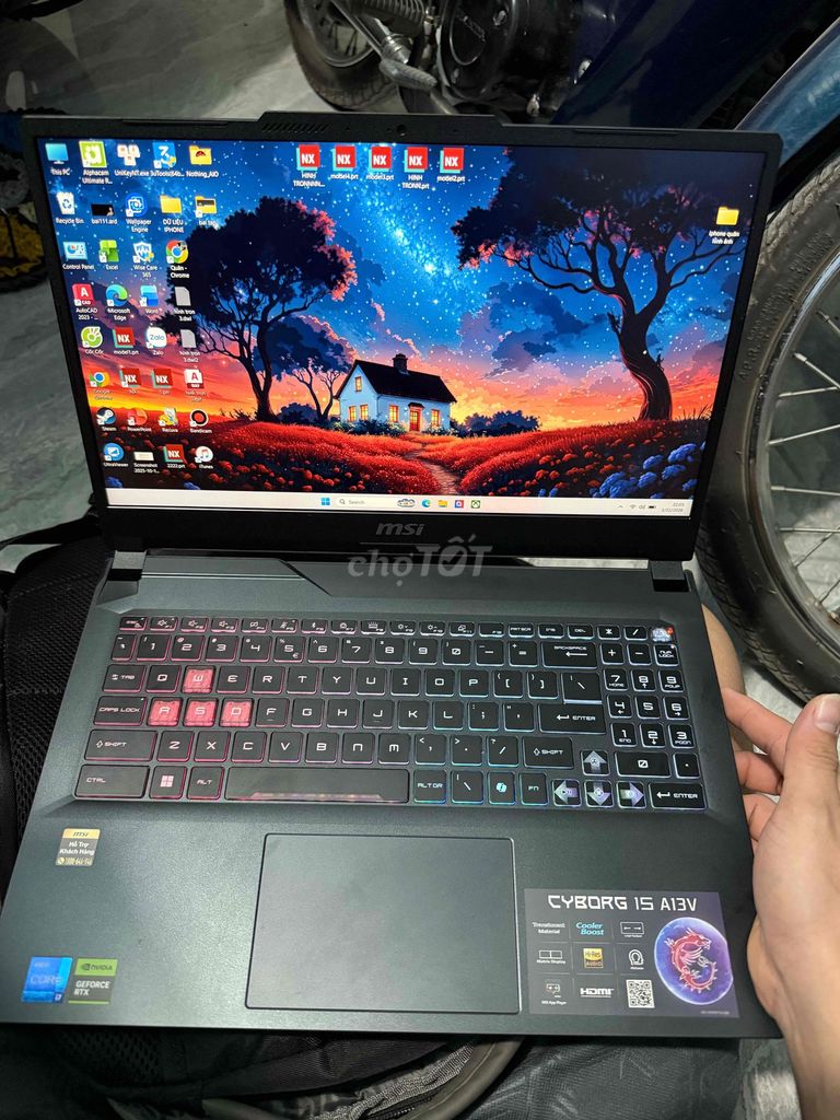 MSI Cyborg 15 A13VEK i7-13620H 16GB/512GB. Mua bán Laptop tại Thị xã Tân Uyên Bình Dương được đăng bởi Trần Quân hình 1