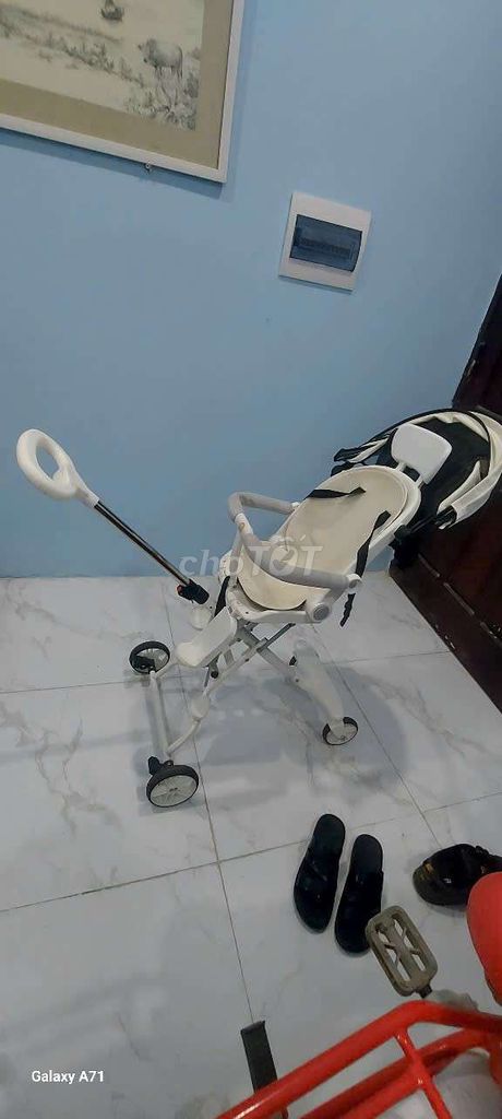 Xe đẩy trẻ em Trắng. Mua bán Mẹ và bé tại Quận Thanh Xuân Hà Nội được đăng bởi Bá Đông Đào hình 1