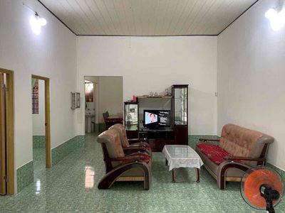 CHO THUÊ NHÀ 140M2 2PN - ĐẦY ĐỦ NỘI THẤT- /ĐƯỜNG CA VĂN THỈNH. Cho thuê nhà ở tại Thành phố Bến Tre Bến Tre được đăng bởi Tống Hoàng Thành