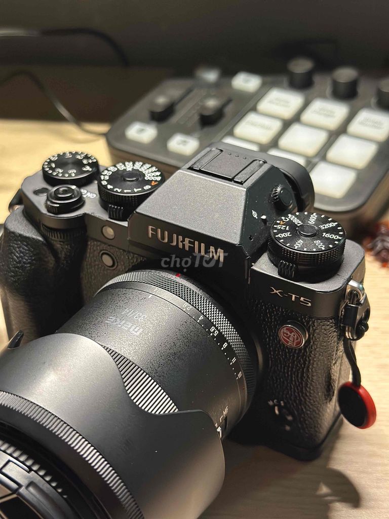 Máy ảnh Fujifilm XT-5 (Màu đen). Mua bán Máy ảnh, Máy quay tại Quận Bình Tân Tp Hồ Chí Minh được đăng bởi Nguyễn Tấn An hình 1