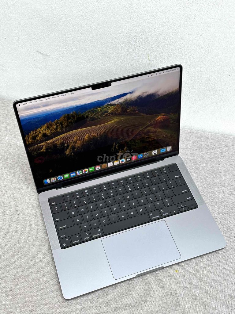 Macbook Pro M3 Bảo hành Apple xa tít mù tắp 8/2025