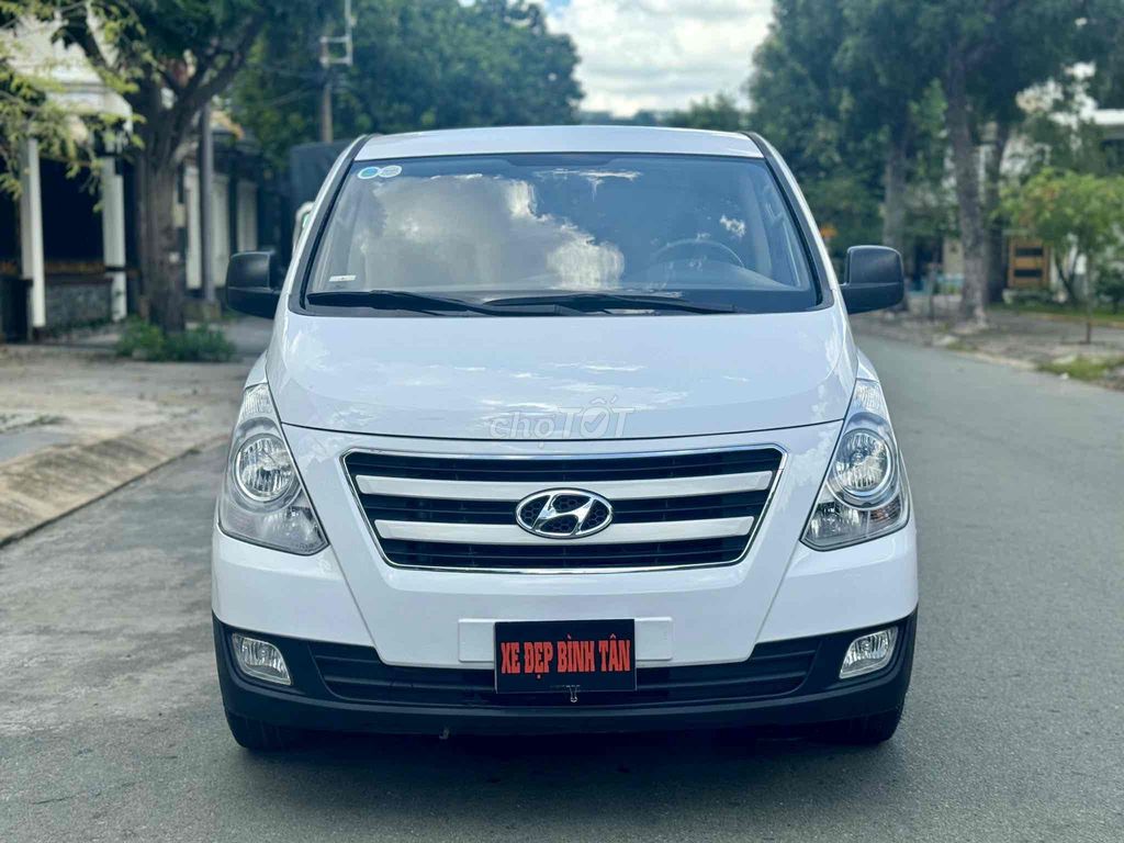 Hyundai Starex 2016 6Ghế Zin Số Sàn Máy Dầu