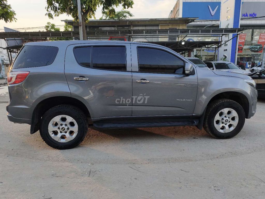 Chevrolet Trailblazer LT 2018 Dầu Tự động Xám