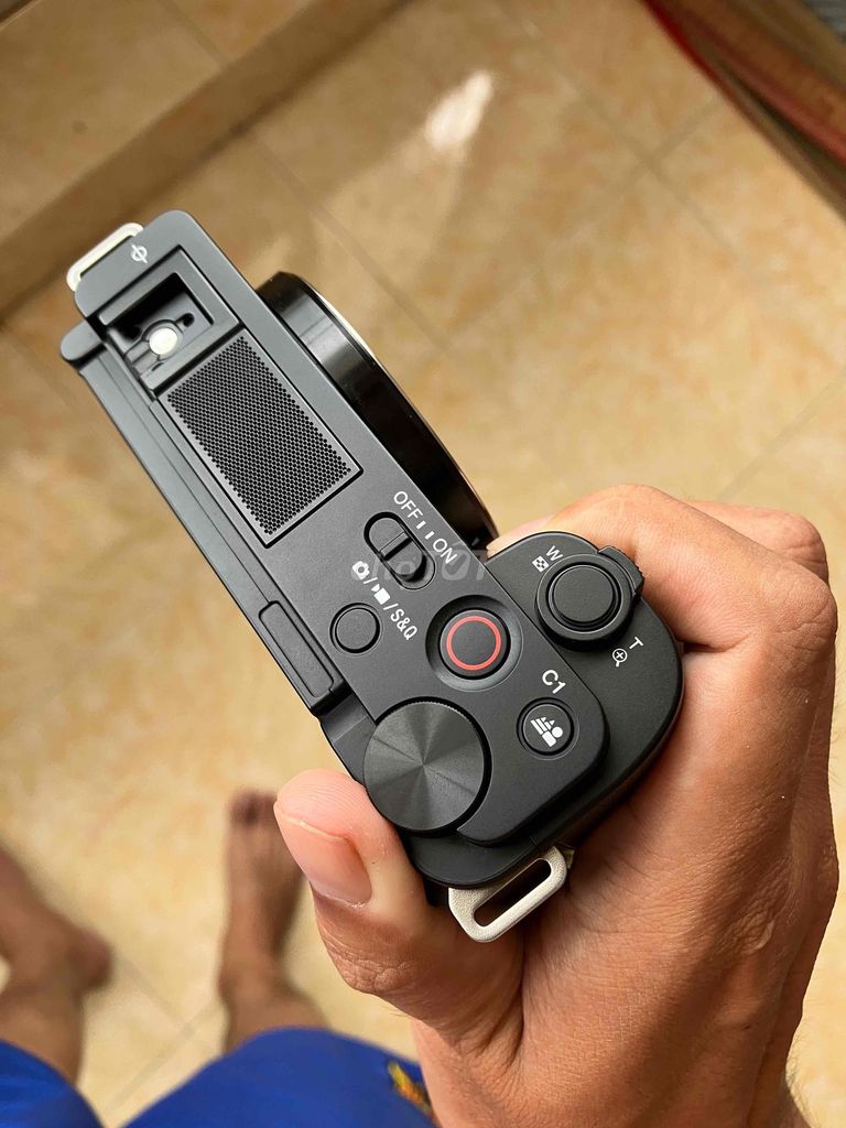 Máy ảnh Sony ZV-E10 likenew. Mua bán Máy ảnh, Máy quay tại Quận 1 Tp Hồ Chí Minh được đăng bởi NAMFOTO hình 1