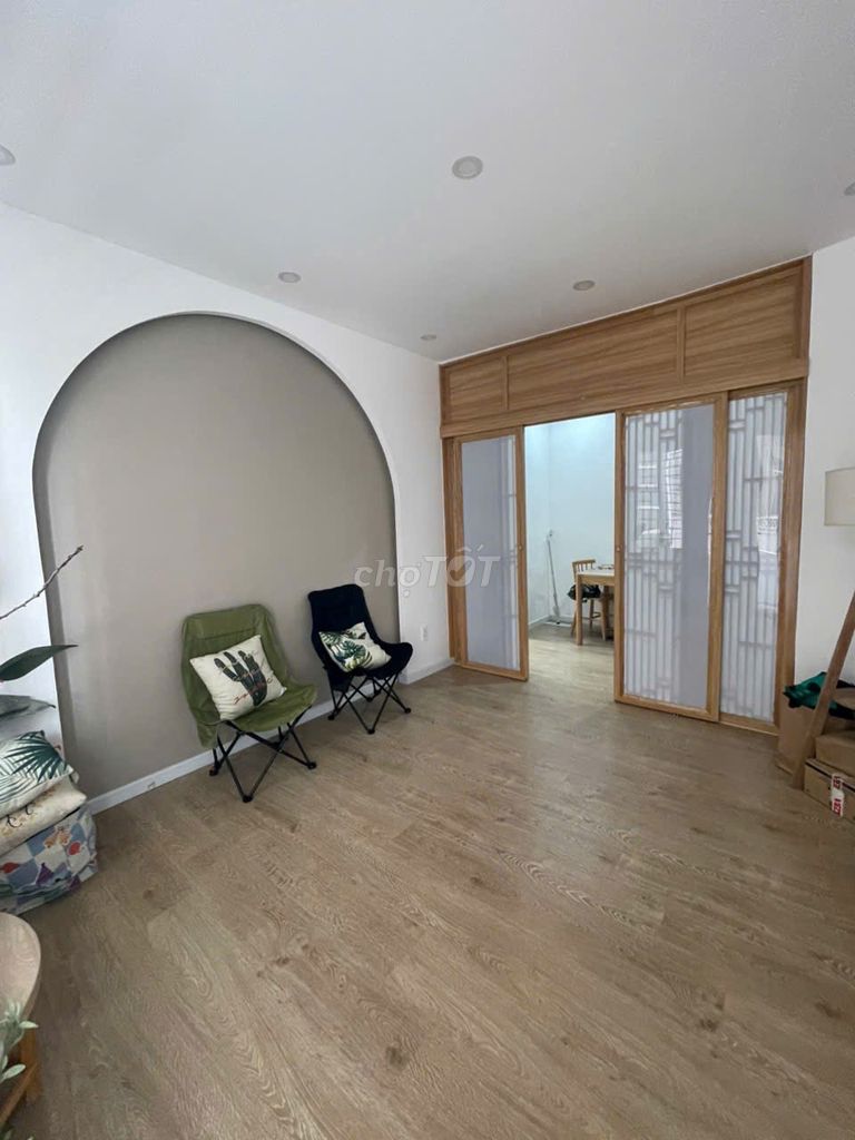 Продается квартира Cay Mai, P16, район 11 - 2 спальни - 60 м2 - 2 балкона