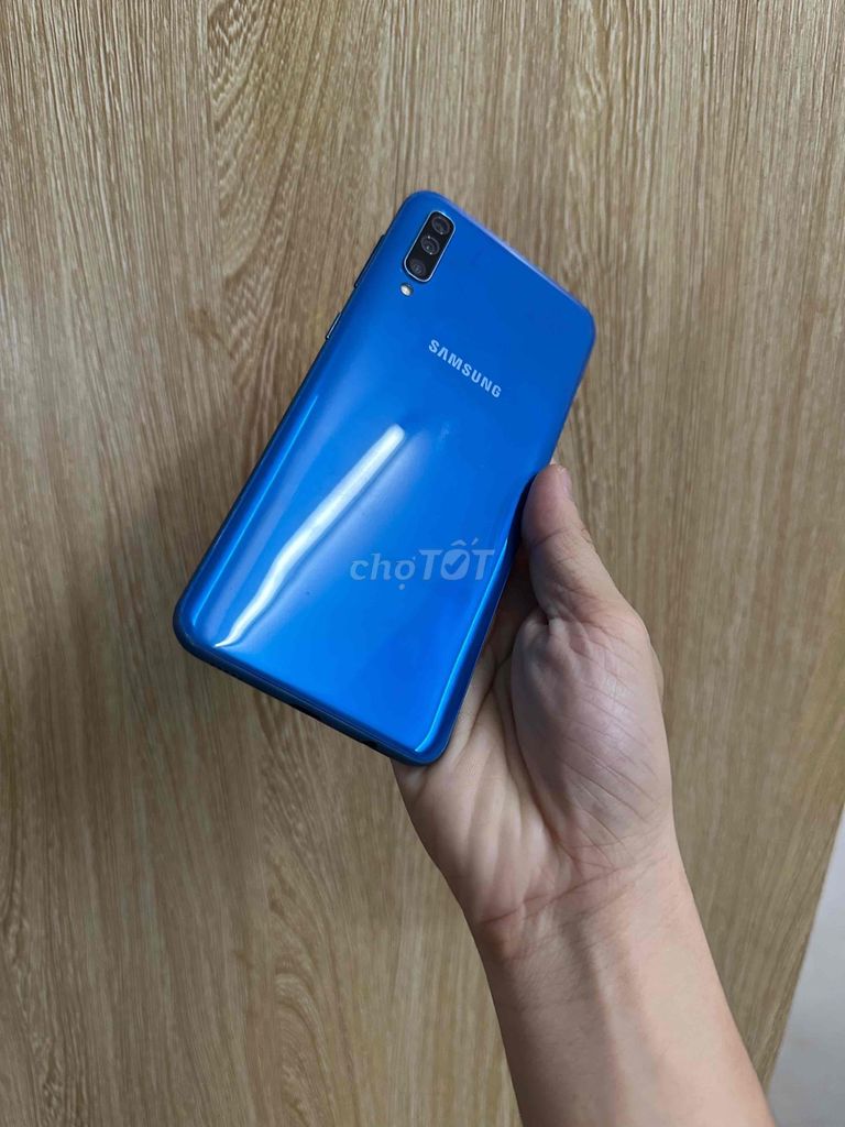 Samsung A50 64GB Xanh. Mua bán Điện thoại tại Quận Cầu Giấy Hà Nội được đăng bởi Đức hạnh hình 1