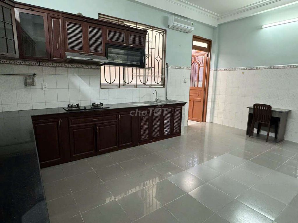 Cho thuê phòng hxh bình lợi 30m2, có nội thất