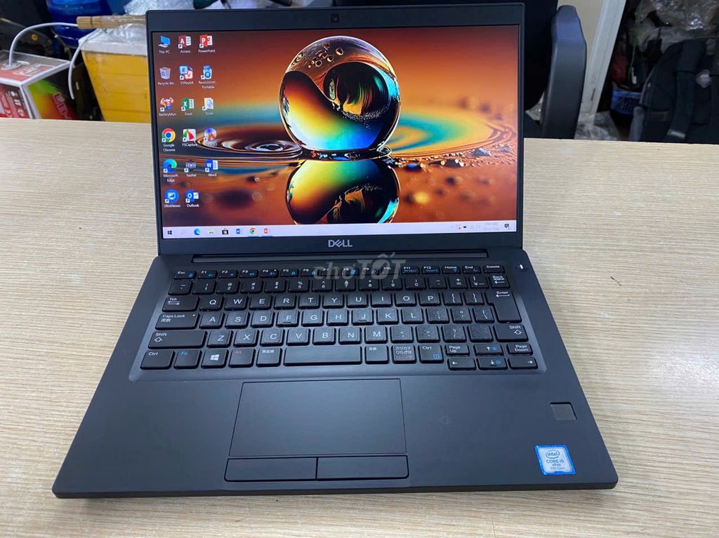 Dell Latitude 7390 Mỏng Nhẹ i7 ram 8g ssd 256G . Mua bán Laptop tại Quận Nam Từ Liêm Hà Nội được đăng bởi Mạnh  hình 1