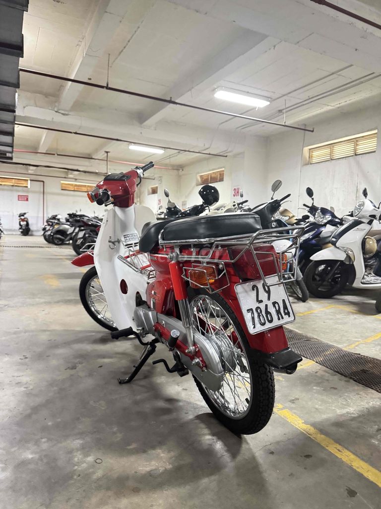 xe honda DD cổ biển đẹp 3 số. Mua bán Xe máy tại Quận Đống Đa Hà Nội được đăng bởi Hoàng hình 2