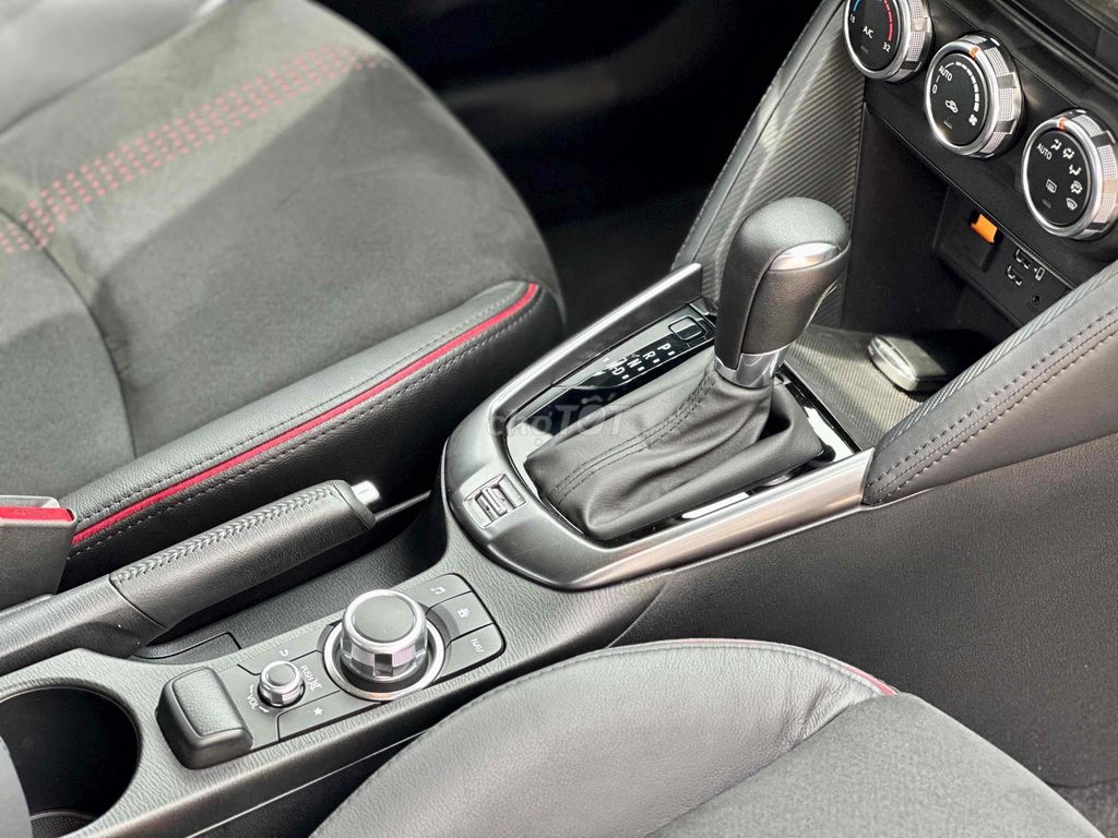 Mazda 2 2024 Sport Luxury - 5000 km. Mua bán Ô tô tại Quận Bắc Từ Liêm Hà Nội được đăng bởi Hùng Ngần hình 12