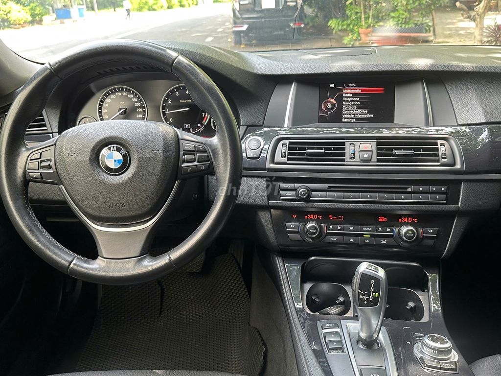 BMW 520i model 2017 Xe Zin trùm mền đi ít. Mua bán Ô tô tại Quận 7 Tp Hồ Chí Minh được đăng bởi tuấn anh hình 4