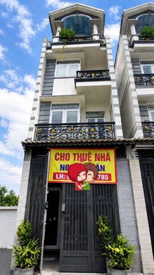Аренда · 4 комн. · 256 м² · Quận Bình Tân, ул. Bình Trị Đông