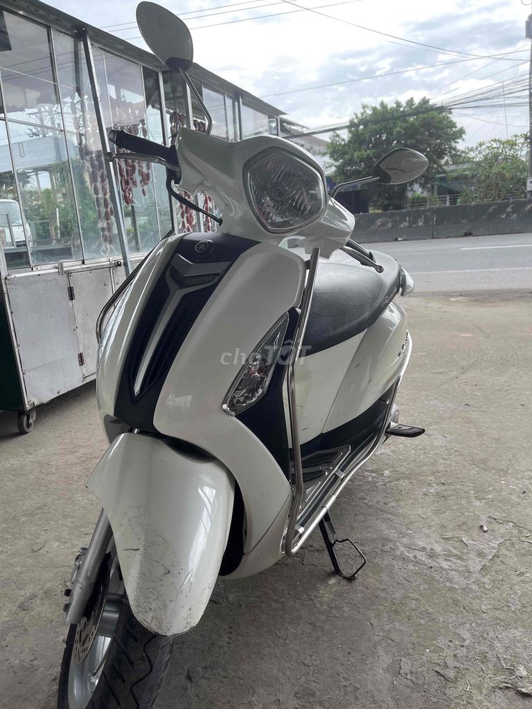 Yamaha Grande 2016 màu Trắng. Mua bán Xe máy tại Huyện Cai Lậy Tiền Giang được đăng bởi Củ Cà Rốt hình 1