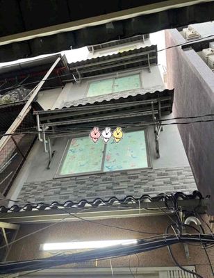 Аренда · 3 комн. · 24 м² · Quận 10, ул. Đường Hồ Thị Kỷ